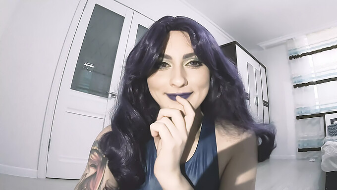 Čudežni Oboževalec Dobi Presenečenje Od Visoke Psylocke V Tem Domačem Videu