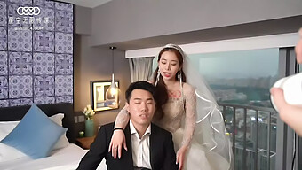 結婚式の衣装を着た興奮した花嫁が、巨根男性との不倫に興じる!