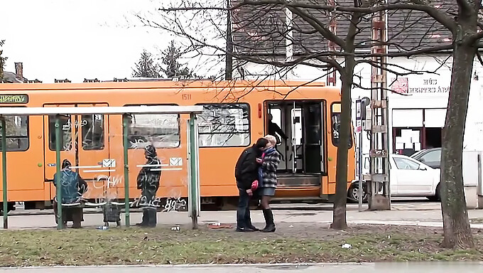 Mummo Isabellan Eroottinen Ystävänpäivä Hänen Rakastajansa Kanssa