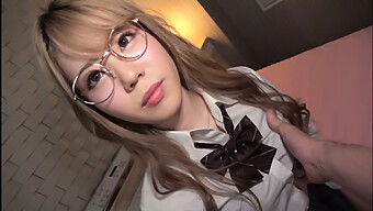 Asian Beauty With Glasses Gets Creampied In Ikebukuro