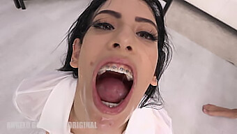 Sexe De Groupe Hardcore Intense D'Alicia Trece Avec Double Pénétration Et Double Pénétration Anale, Y Compris Pipi Et Creampie Anal En Double Pénétration Anal