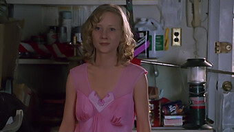 Sinnlich Anne Heche In Alluring Lingerie And Big Boobs