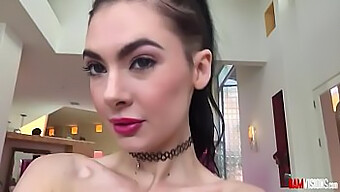 Marley Brinx' Intime Legetid Før Anal Action.