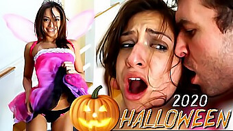 Sara Luvv'S Ville Halloween-Natt Med James Deen - En Røff Og Orgasmisk Opplevelse