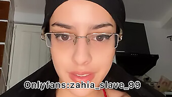 الطبيب يعامل مريض Bdsm بالعلاج الفموي والقبلات ..