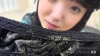 Japanese Teen'S Panties Get Sniffed And Licked