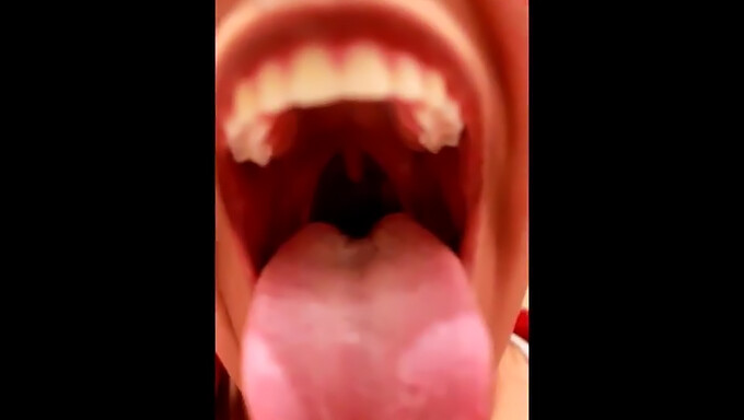 Sensual Latina With A Big Mouth And Long Tongue